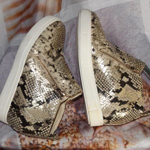 Time and Tru Women's Faux Snakeskin Gold Black Tan Ankle Sneakers with Zippers
